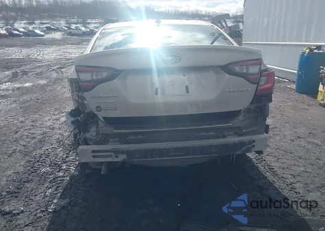 2020 Subaru Legacy Premium z USA, uszkodzony, nr VIN 4S3BWAC63L3005323